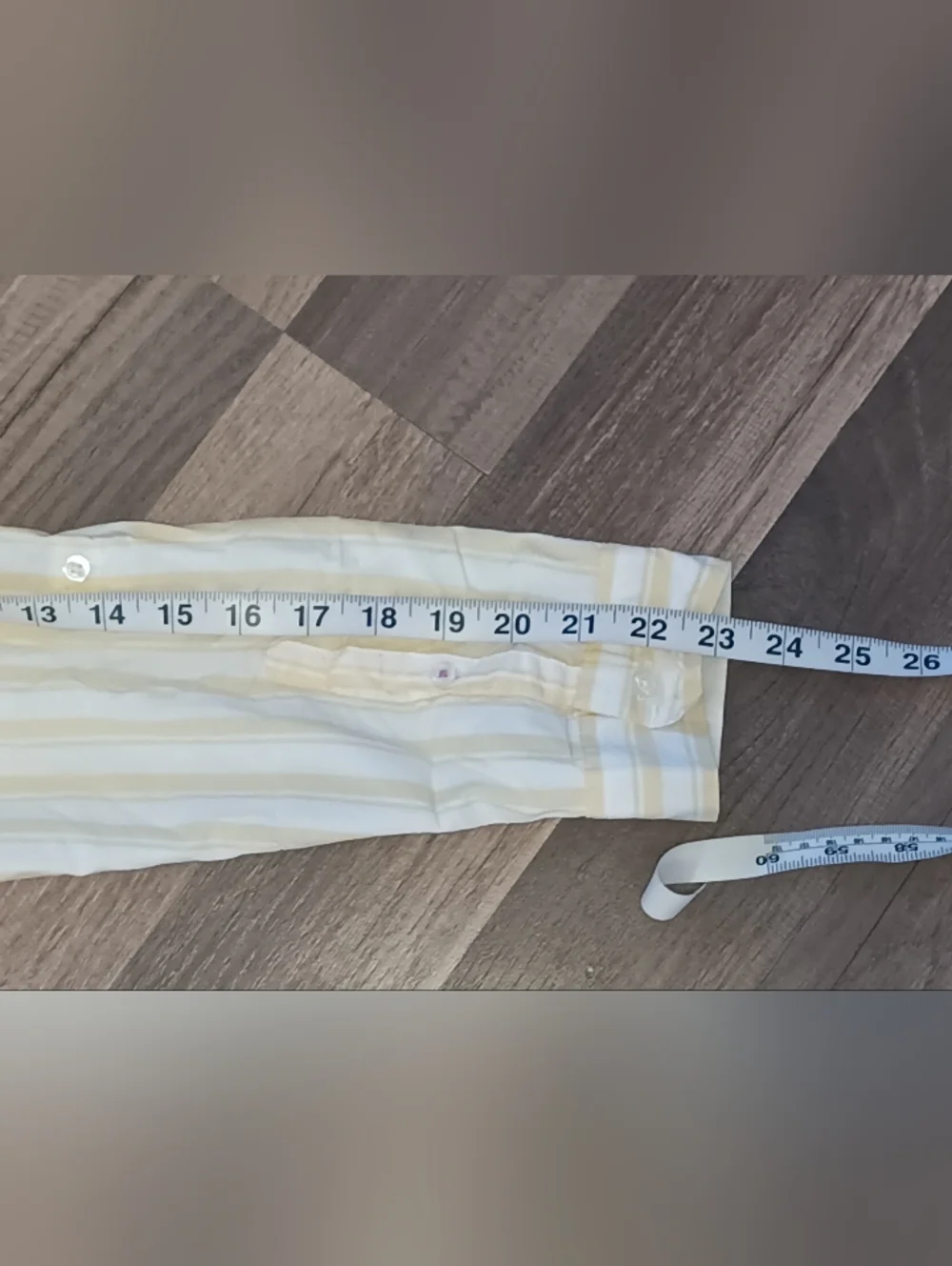 𝖢𝗋𝗈𝖿𝗍 & 𝖡𝖺𝗋𝗋𝗈𝗐 𝖸𝖾𝗅𝗅𝗈𝗐 𝖡𝗎𝗍𝗍𝗈𝗇 𝖡𝗅𝗈𝗎𝗌𝖾𝗌 𝖡𝗎𝗇𝖽𝗅𝖾 - Picture 12 of 15